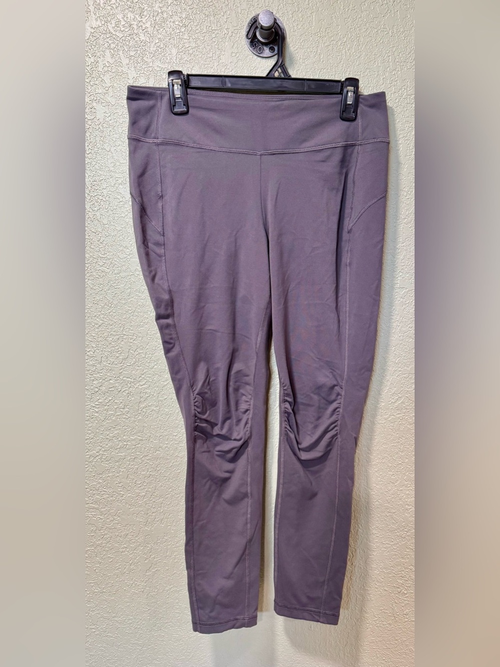 Duluth Trading Co Grey Knee Leggings Medium